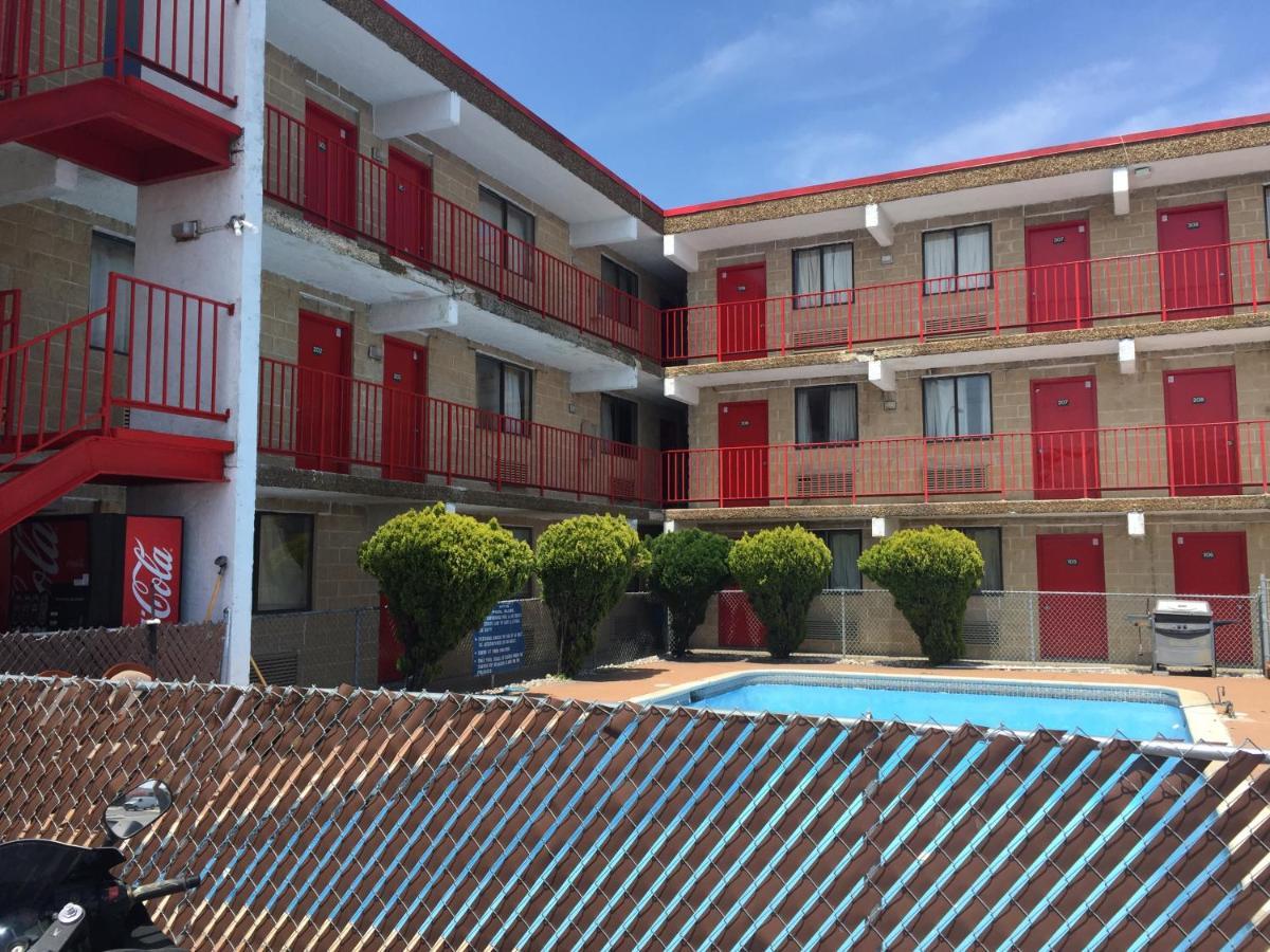 Cloud 9 Inn Seaside Heights Exterior photo